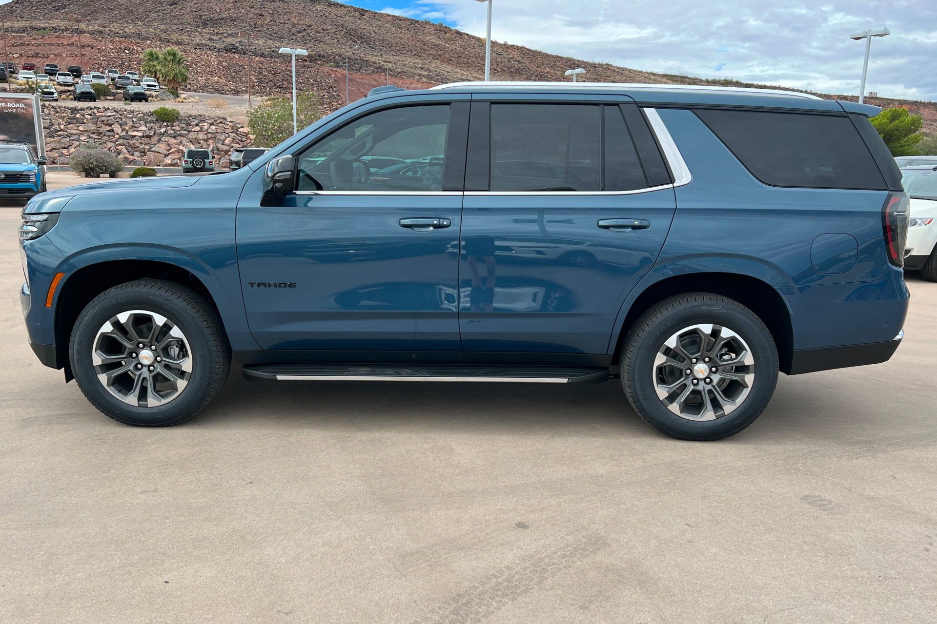 New 2026 Chevrolet Tahoe LT w/ Comfort Package AWD/4WD image 2