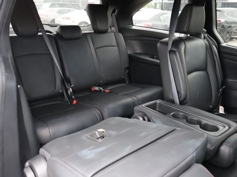 Used 2025 Honda Odyssey Sport-L image 12