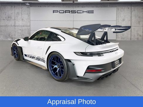 Certified 2024 Porsche 911 GT3 RS RWD image 3