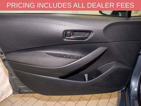 Used 2024 Toyota Corolla LE FWD image 11