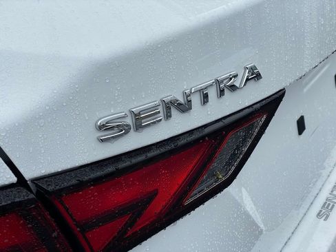 Certified 2023 Nissan Sentra S FWD image 23