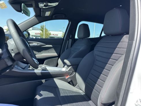 New 2025 Dodge Hornet GT w/ Cold Weather Group image 18