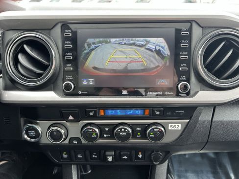 Used 2023 Toyota Tacoma Limited image 19