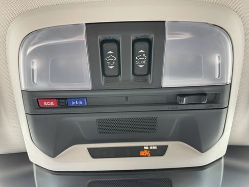 New 2025 Subaru Crosstrek 2.5i Limited w/ Crosstrek Mirror Package image 35