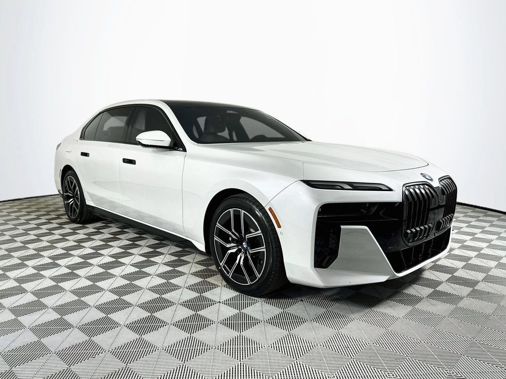 Used 2024 BMW 760i xDrive w/ Premium Package 2 AWD/4WD image 1