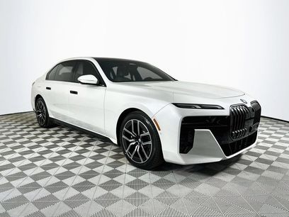Used 2024 BMW 760i xDrive w/ Premium Package 2