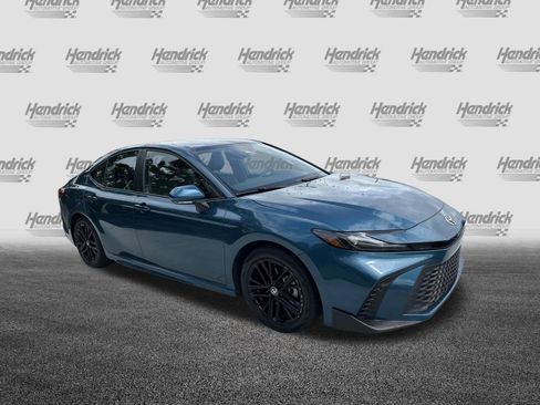 Certified 2025 Toyota Camry SE FWD image 2