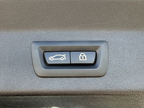 Used 2019 BMW X3 sDrive30i w/ Convenience Package image 16