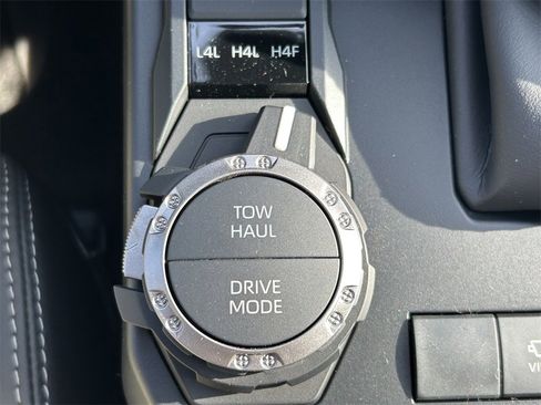 New 2026 Toyota 4Runner Limited image 32