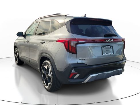 Used 2025 Kia Seltos S FWD image 5