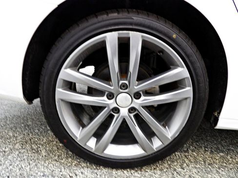 Used 2018 Volkswagen Passat 2.0T R-Line FWD image 20
