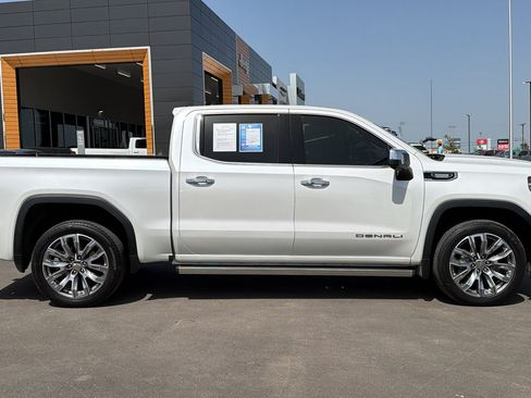 Used 2025 GMC Sierra 1500 Denali w/ Denali Reserve Package AWD/4WD image 4