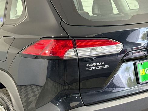 Used 2024 Toyota Corolla Cross L FWD image 36
