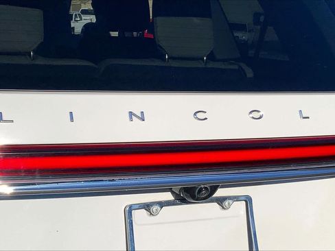 Used 2023 Lincoln Aviator Reserve w/ Elements Package Plus image 31