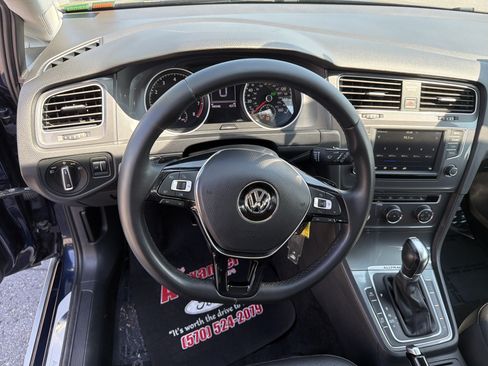 Used 2017 Volkswagen Golf Alltrack AWD/4WD image 17