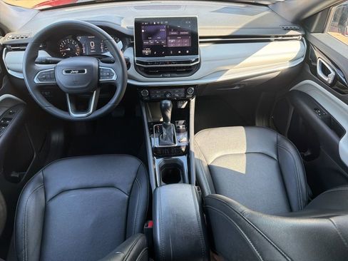 Used 2025 Jeep Compass Limited AWD/4WD image 20