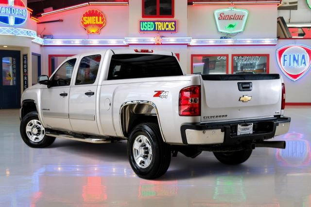 Used 2008 Chevrolet Silverado 2500 LT w/ 2LT Convenience Package AWD/4WD image 4