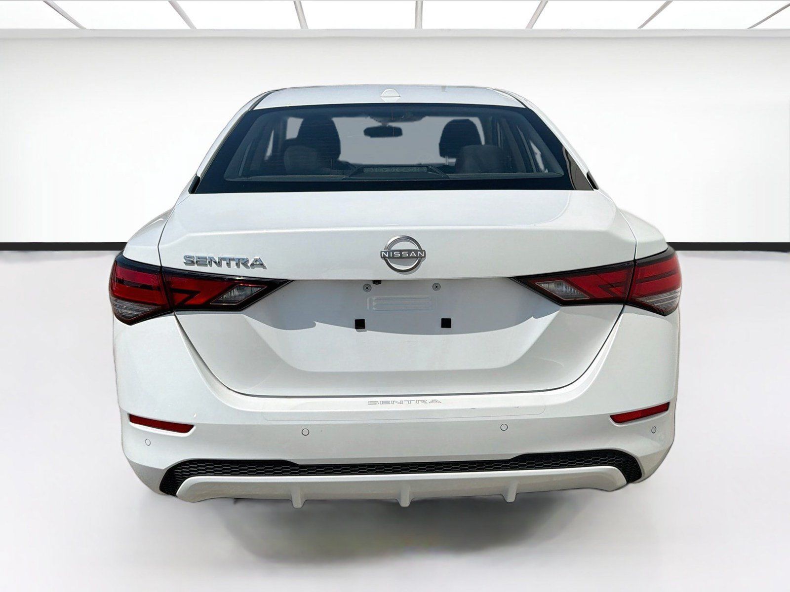 Used 2025 Nissan Sentra SV FWD image 5