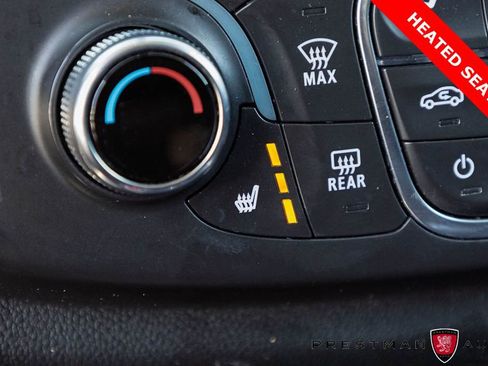 Used 2020 Chevrolet Traverse LT FWD image 8