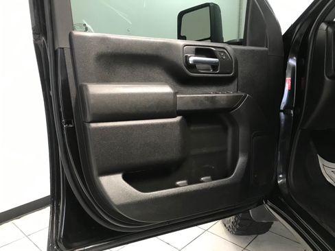 Used 2024 Chevrolet Silverado 2500 Custom w/ Custom Convenience Package AWD/4WD image 8