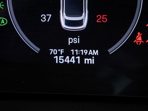 Certified 2024 Porsche Cayenne Coupe image 12