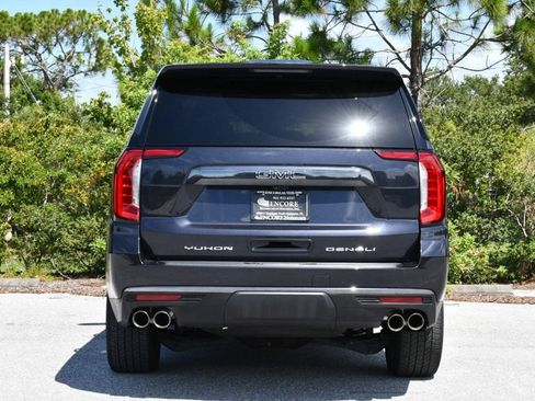 Used 2023 GMC Yukon Denali Ultimate AWD/4WD image 5