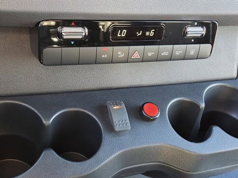 New 2024 Mercedes-Benz Sprinter 3500 image 29