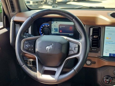 Certified 2024 Ford Bronco Outer Banks AWD/4WD image 19
