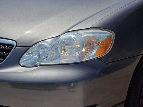 Used 2006 Toyota Corolla CE image 7