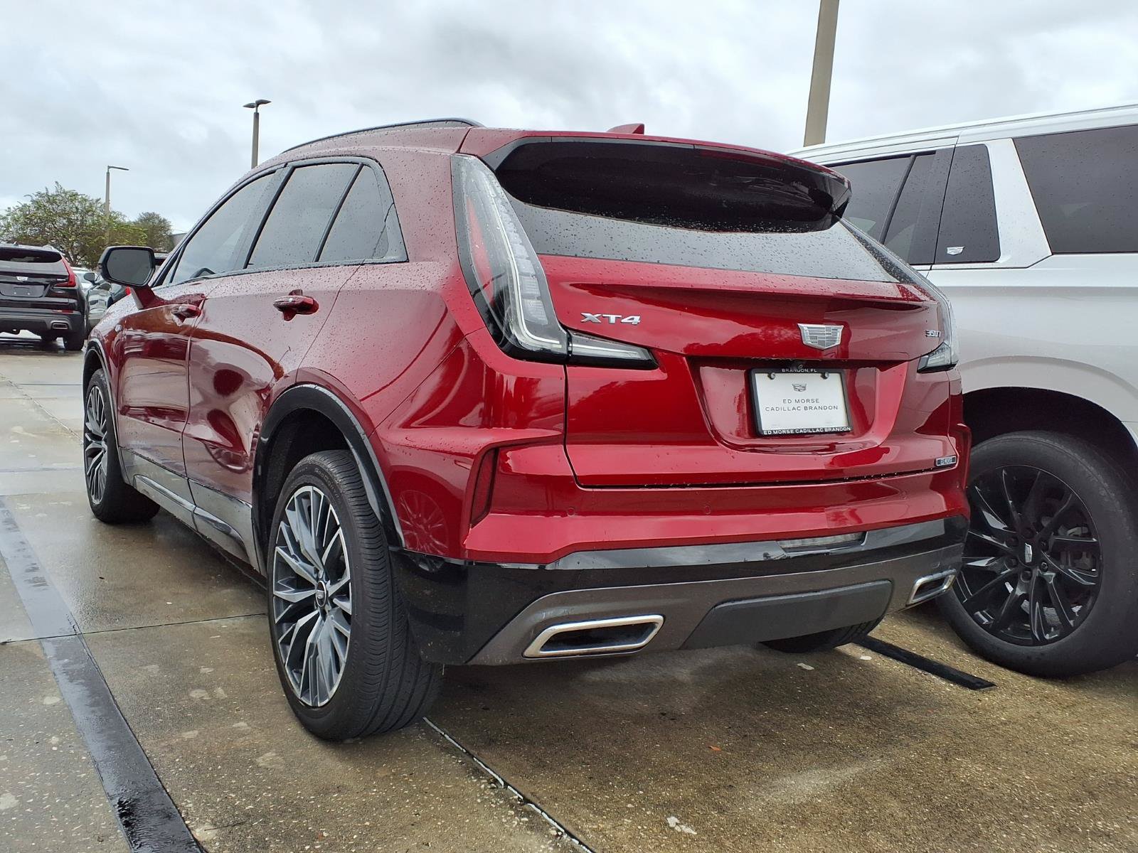 Certified 2024 Cadillac XT4 Sport FWD image 10