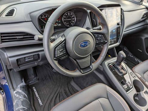 Used 2024 Subaru Crosstrek 2.5i Limited image 2