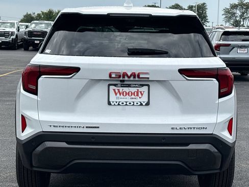New 2027 GMC Terrain Elevation w/ Technology Package II AWD/4WD image 9