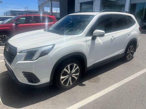 Used 2022 Subaru Forester Limited w/ Popular Package #2 AWD/4WD image 4
