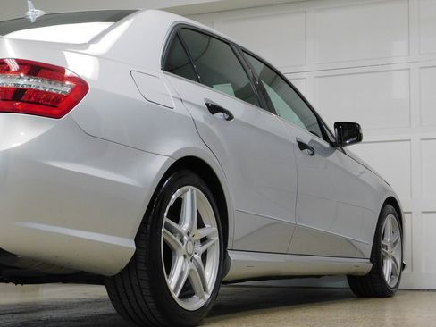 Used 2013 Mercedes-Benz E 350 4MATIC Sedan image 87