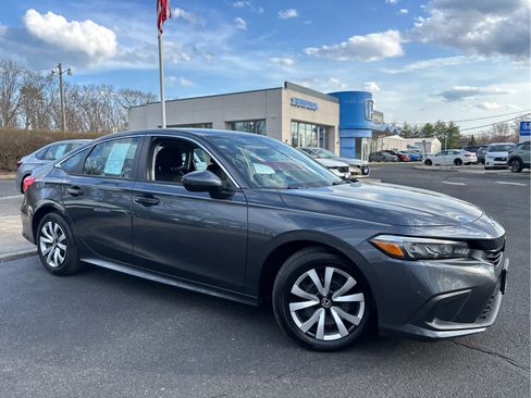 Certified 2024 Honda Civic LX image 3