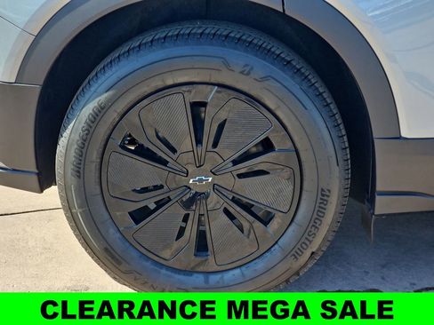 New 2025 Chevrolet Blazer EV LT w/ Midnight/Sport Edition image 37