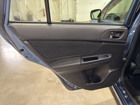 Used 2014 Subaru Impreza 2.0i Premium w/ All-Weather Package w/CVT AWD/4WD image 23
