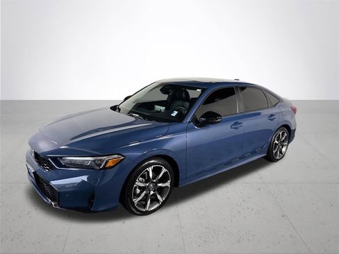 Used 2025 Honda Civic Sport image 2