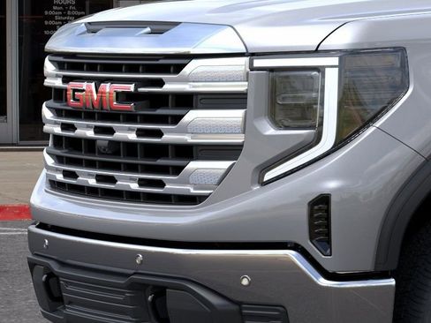 New 2026 GMC Sierra 1500 SLE w/ X31 Off-Road Package AWD/4WD image 14
