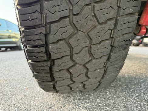 Used 2021 Chevrolet Silverado 1500 LT Trail Boss w/ Bed Protection Package image 42