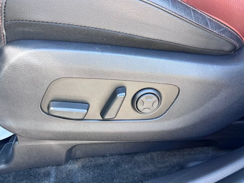 Certified 2024 Kia Carnival SX Prestige FWD image 12