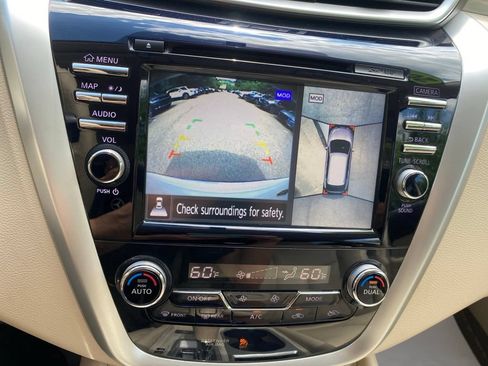 Used 2018 Nissan Murano SL w/ Cargo Package AWD/4WD image 17