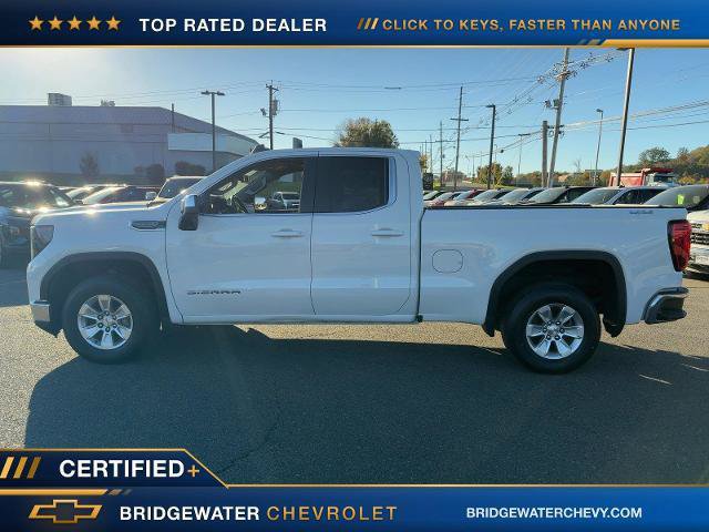Used 2022 GMC Sierra 1500 SLE w/ Preferred Package AWD/4WD image 3