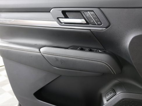 New 2026 GMC Terrain Elevation w/ Elevation Premium Package image 27