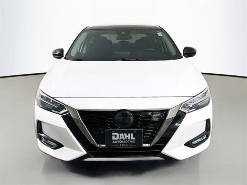 Used 2022 Nissan Sentra SR w/ Trunk Package image 6