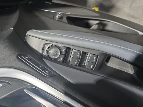 Used 2021 Buick Enclave Premium w/ Sun and Sites Package image 29