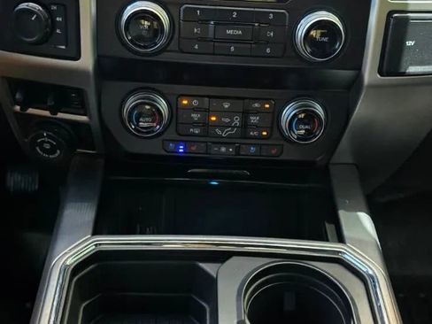 Used 2020 Ford F350 Platinum AWD/4WD image 7