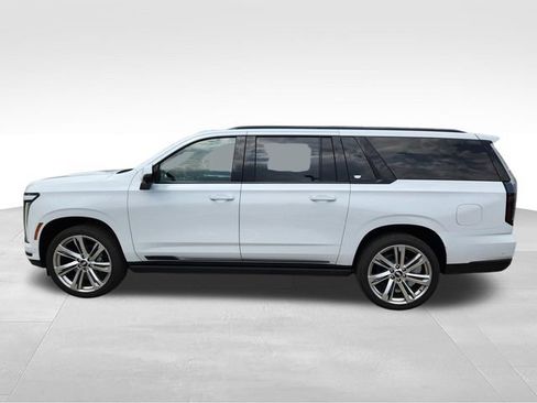 New 2026 Cadillac Escalade ESV Sport w/ Touring Package AWD/4WD image 2