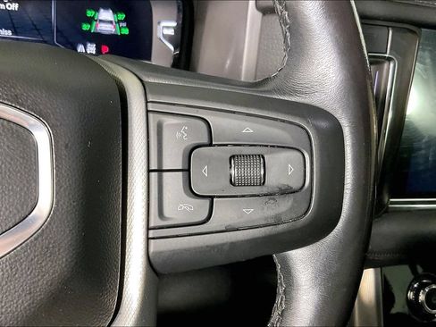 Used 2022 GMC Yukon XL Denali AWD/4WD image 26