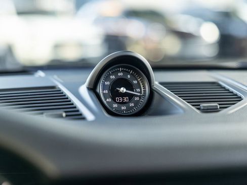 Used 2024 Porsche 911 Carrera S image 27